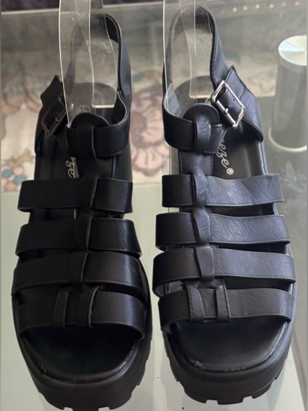 Black leather Straps platform  open toes Sandals